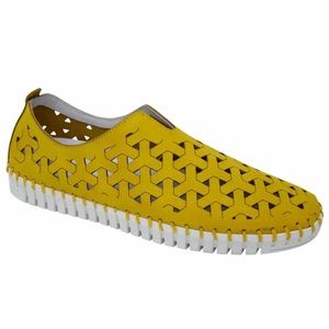 ERIC MICHAEL Inez Yellow Nubuck Leather Made In Italy Athleisure Slip Ons